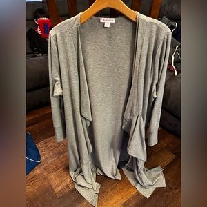 Glamorosa Ruffled Gray Duster Size 20